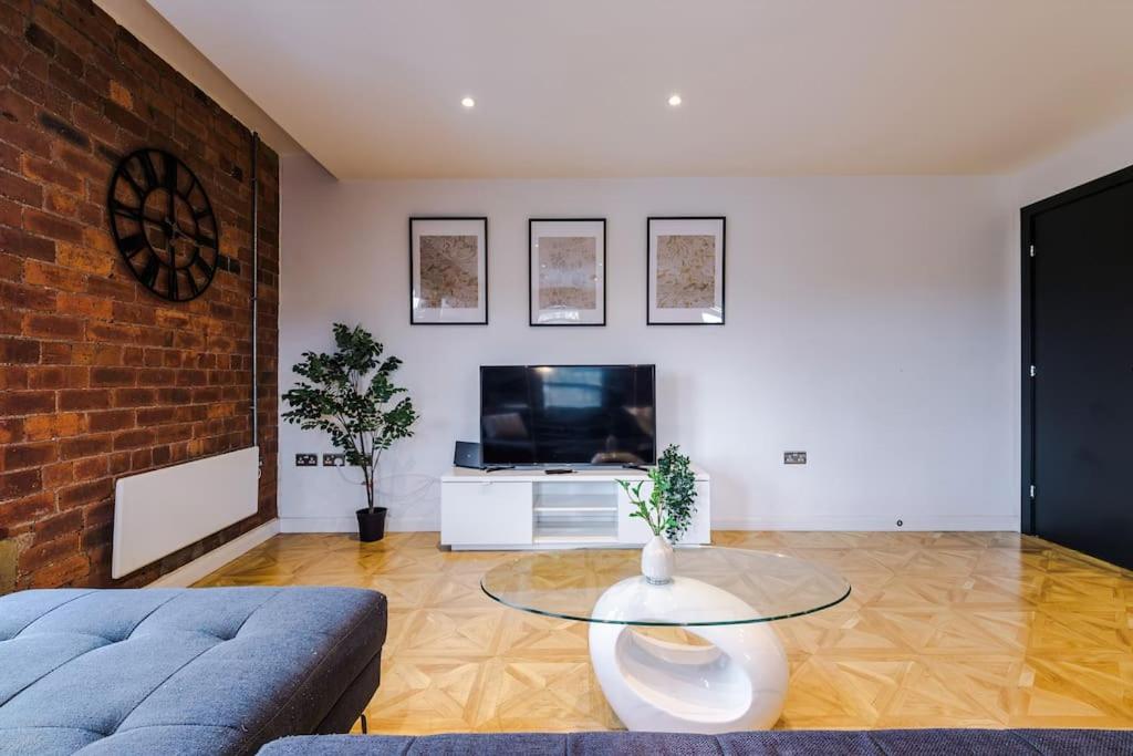 Luxury Oversized Apartment With Signature Bathroom 利兹 外观 照片